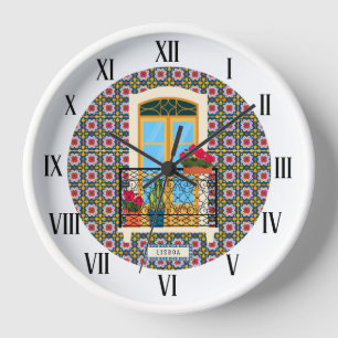 Lissabon huisraam met planten en tegels