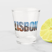 Lissabon tekst samengesteld uit oude stad panorami shot glas (Voorkant)