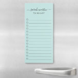 Liste Simple À Faire Moderne Élégant Turquoise Tur<br><div class="desc">Elégant turquoise / turquoise à faire liste bloc-notes magnétique avec votre nom avec swashes dans une calligraphie manuscrite avec une liste de contrôle. Un design simple et féminin qui conviendra à un enseignant ou à un propriétaire de petite entreprise.</div>