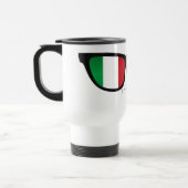 L'Italie ombrage les tasses faites sur commande (Gauche)