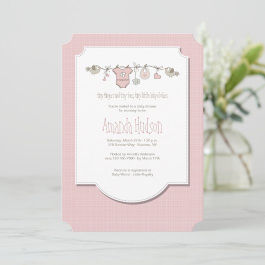 Little Birds Clothesline Uitnodiging (Staand voorkant)