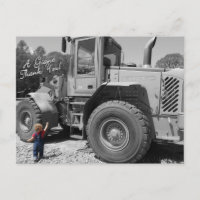 Little Boy et une carte postale de Merci de