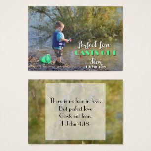 Little Boy pêchant moulant la carte de prière de