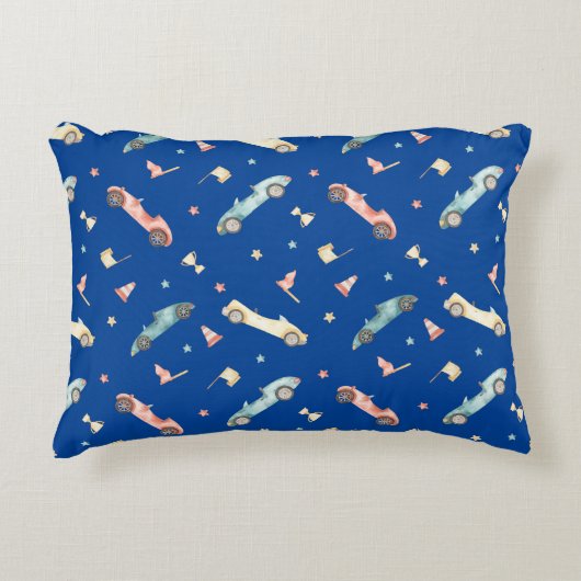 Little Boy Racing Car Waterverf Pattern on Blue Accent Kussen (Voorkant)