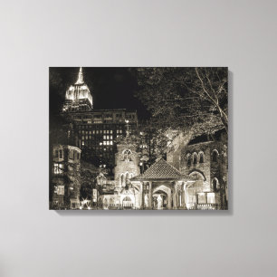 LITTLE CHURCH BIG CITY Stretted Canvas Afdrukken