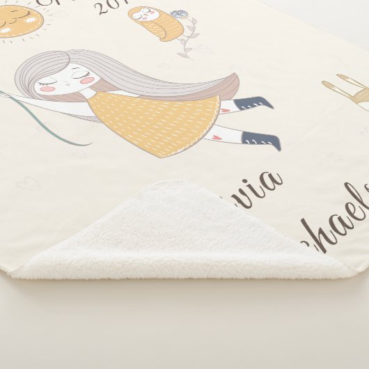 Little Girl Owl Rabbit Personalized Date and Name Sherpa Deken (3/4)