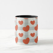 Little red hearts cozy gingham pattern mok (Midden)