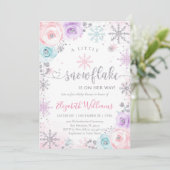 Little Snowflake Winter Baby Shower Invitation (Debout devant)