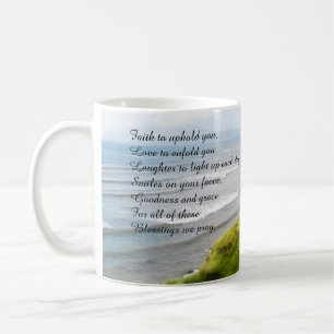 Littoral et tasse irlandais de prière