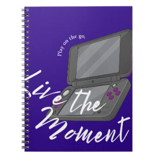 Live The Game: Portable Console Notitieboek Hoesje
