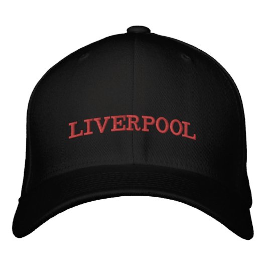 Liverpool Geborduurde Pet (Voorkant)