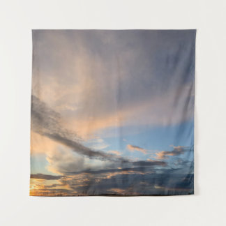 LIVING SKIES 1 WANDKLEED