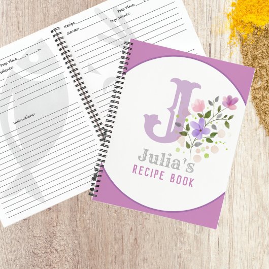 Livre de recettes avec monogramme et nom avec fleu