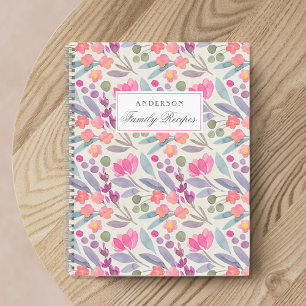 Livre de recettes de famille aux fleurs roses et v