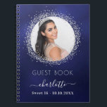 Livre d'invité Sweet 16 marine bleu argent photo<br><div class="desc">Un livre d'or pour une fête d'anniversaire féminine et glamour Sweet 16,  16e (ou tout âge).  Un élégant arrière - plan bleu marine avec une parties scintillant en faux argent scintille autour de la photo. La couleur bleue est inégale. Ajoutez votre nom,  votre âge,  votre date et une photo.</div>