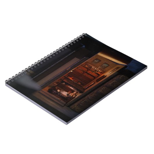 Livre diorama - lecture dans le lit (Côté gauche)