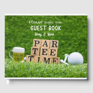 Livre D'or Balle de golf sur l'herbe verte golfeur