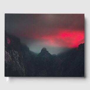 Livre D'or Nuages brûlants, brouillard et montagnes