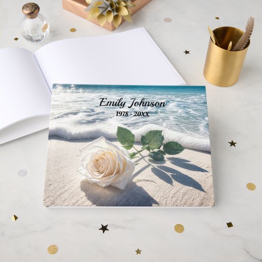 Livre D'or Rose Blanche Sur Sable De Plage (Recto ouvert)