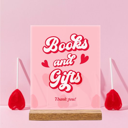 Livres et cadeaux de Baby shower de Saint-Valentin