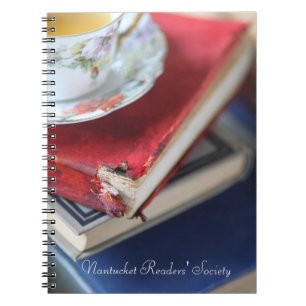 Livres vintages avec club de thé