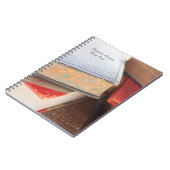 Livres vintages empilés (Côté gauche)