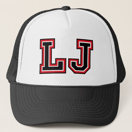 "LJ" Monogram Trucker Hat Pet (Voorkant)