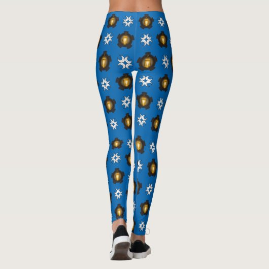 LKUS en Caid Badge Patterned Leggings (Achterkant)