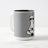 Llama Cool Zen Meditation Pose Sunglasses Relaxing Tweekleurige Koffiemok (Voorkant links)