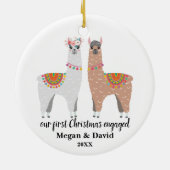 Llama First Christmas Engaged or married Keramisch Ornament (Achterkant)