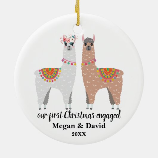 Llama First Christmas Engaged or married Keramisch Ornament (Achterkant)