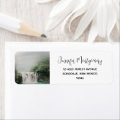 Loefwaterval in een bergbos etiket (Insitu)