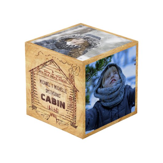 Logcabine - Aangepersonaliseerde naam Faux Wood Kubus (Voorkant hoekig)