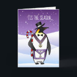 Loge grande de Noël de carte de pingouin<br><div class="desc">Vos frères maçonniques et leurs familles seront pourpre chatouillé et or quand vous leur envoyez cette carte de Noël maçonnique comportant un pingouin de vacances dans le vêtement de dirigeant de loge grande. Ce pingouin sophistiqué de casquette supérieur et de smoking est orné avec le bijou le plus adorable et...</div>