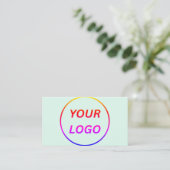 Logo de code QR scannable Carte de visite blanche (Debout devant)