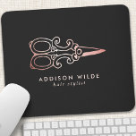Logo de la liste de cheveux des ciseaux or Rose vi<br><div class="desc">Rose vintage Ciseaux Or Hair Styliste Logo Pad Souris. Cet élégant design d'affaires moderne et branché dispose de ciseaux vintages sur un arrière - plan noir solide. Parfait pour un coiffeur,  couturier ou propriétaire de salon.</div>