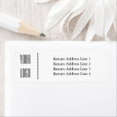 Logo de l'entreprise avec étiquettes d'adresse de (En situation)