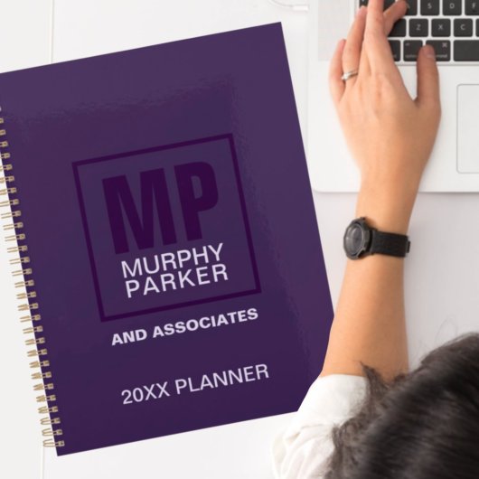 Logo de Sophisticated Eggplant Purple Square monog