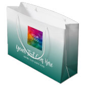 Logo hierin typografie-script sjabloon in het teal groot cadeauzakje (Achterkant Gekanteld)