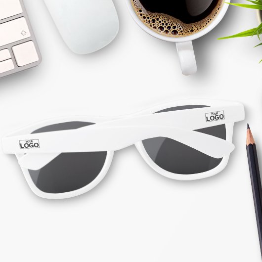 Logo van aangepast bedrijf zonnebrillen