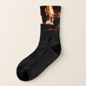 Logs dans la cheminée Photographie de feu chaud (Gauche - extérieur)