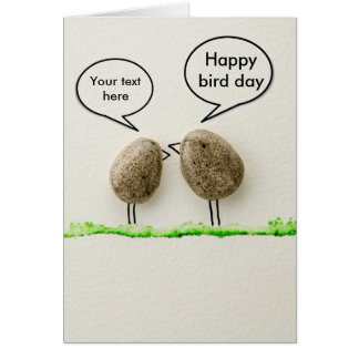 L'oiseau dit tweeter Joyeux jour de l'oiseau
