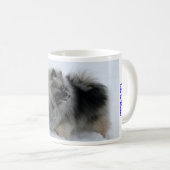 Lola dans le blanc classique d'hiver tasse de 11 (Devant droit)