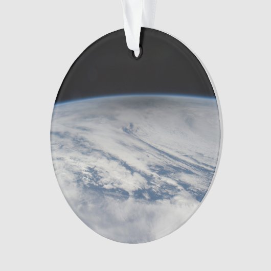 L'Ombre De La Lune S'Étend Sur Le Pacifique Nord.  (devant)