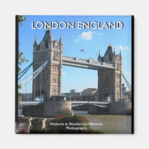LONDEN BRIDGE magneet DOOR Muyiwa A Adetola Okubul