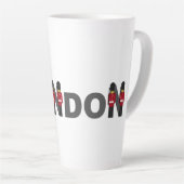 London Eye Queens Guard Latte Mug (Angle droit)