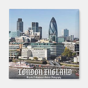 LONDON Magnet door Mojisola A Gbadamosi Okubule Magneet