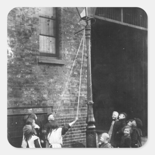 London Slums, c.1900 Vierkante Sticker (Voorkant)