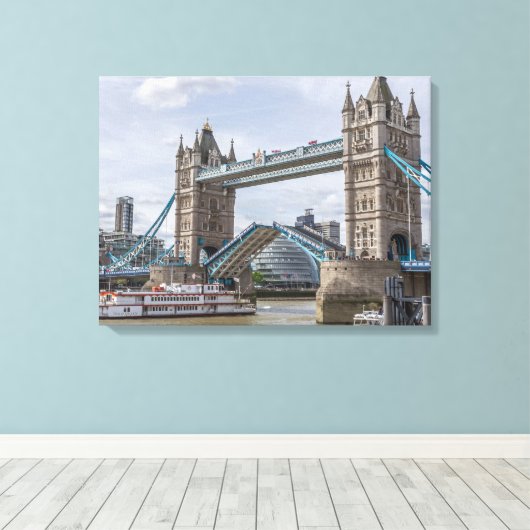 London Tower Bridge opgeheven canvas print (Insitu (Houten vloer))