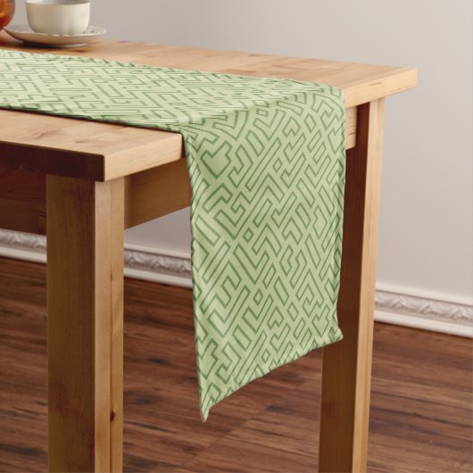 Long Chemin de table à motif géométrique vert clair (In Situ)